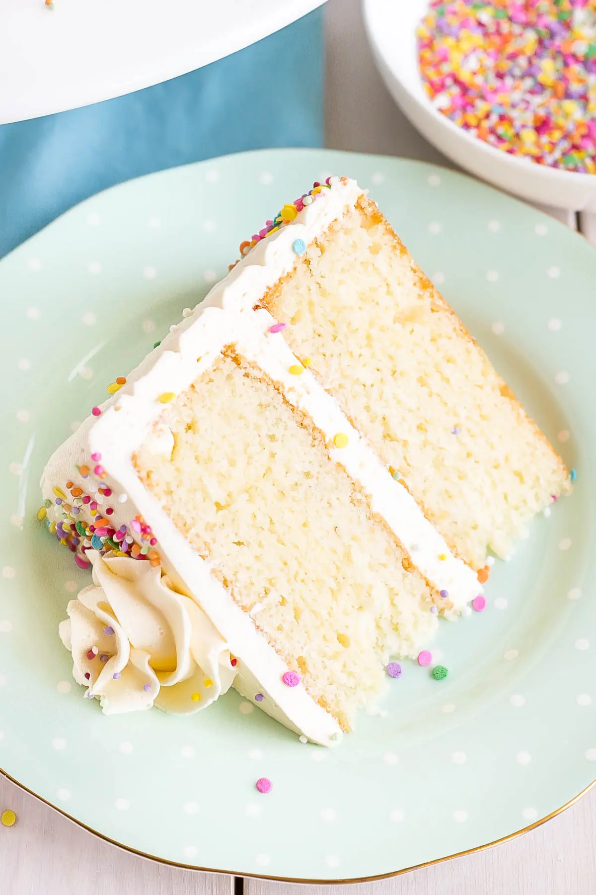 Vanilla Cake With Vanilla Buttercream : Liv for Cake