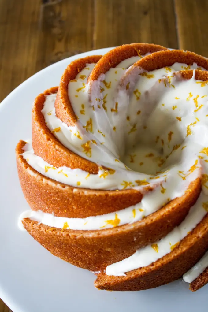 Meyer Lemon Bundt Cake Liv for Cake