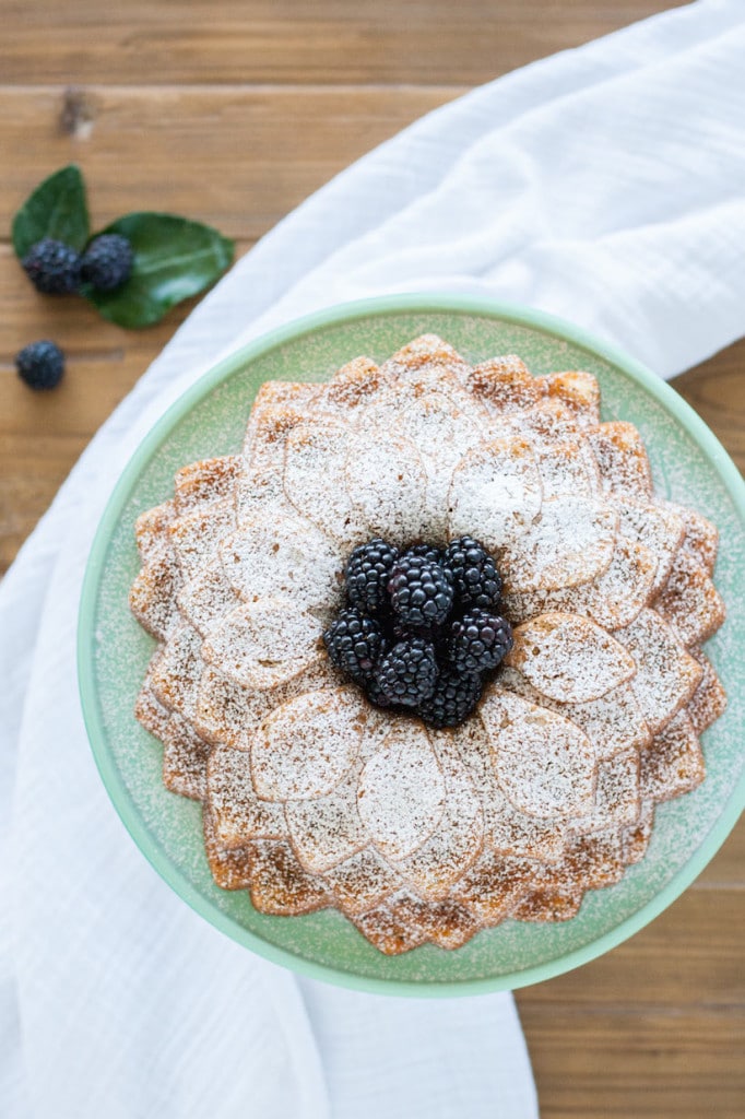 Lemon Poppy Seed Bundt Cake Liv for Cake