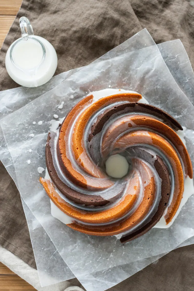 Heritage bundt outlet pan