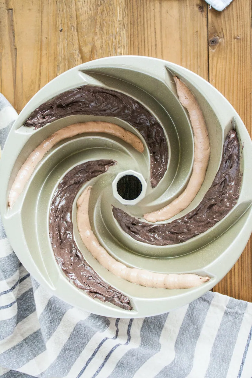 Two-Toned Bundt Tutorial - Liv for Cake