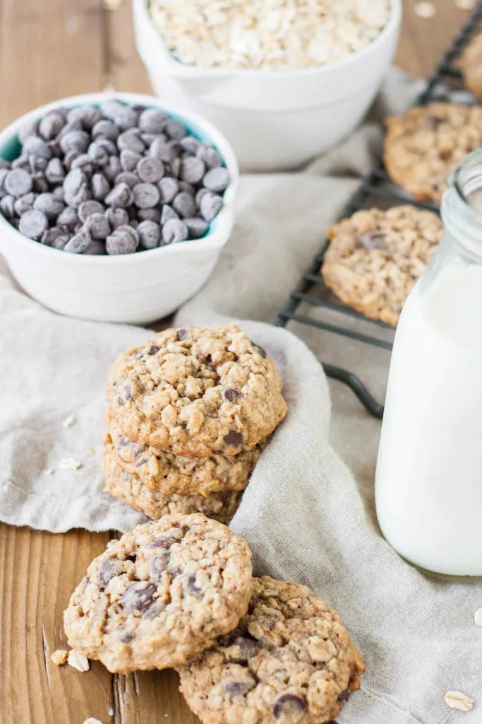 Oatmeal Chocolate Chip Cookies Liv for Cake