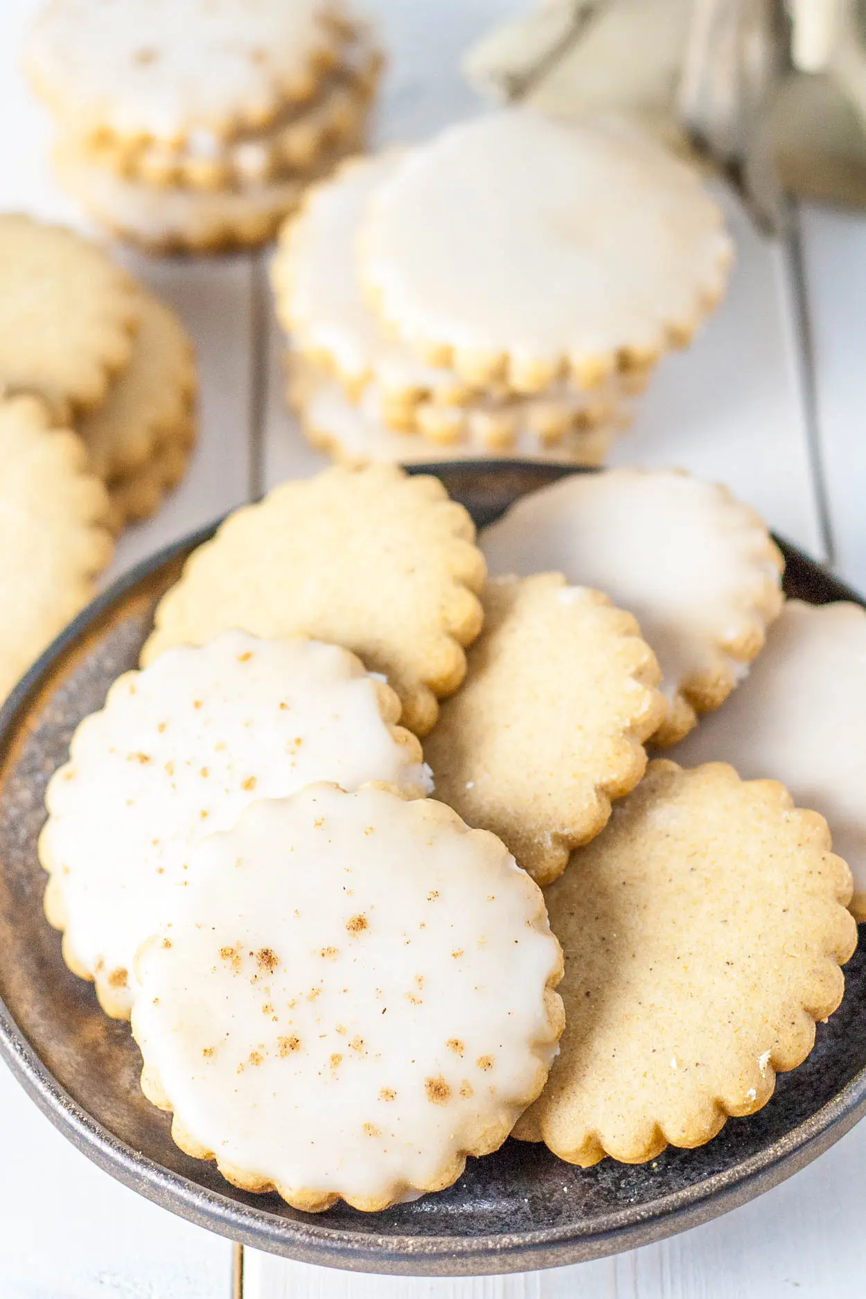 Polish Gingerbread Cookies (Pierniczki Tradycyjne) | Liv for Cake