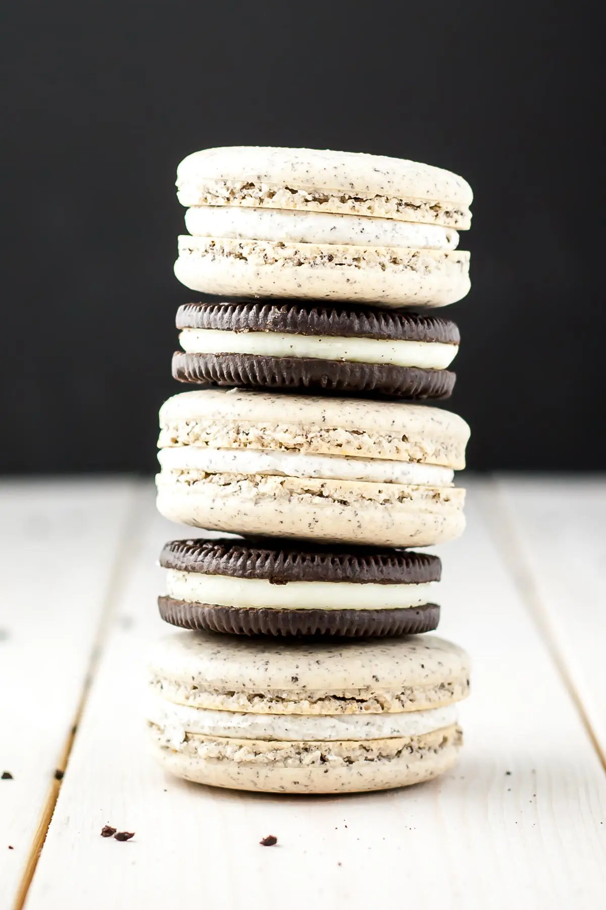Alternating stack of macarons with Oreo cookies