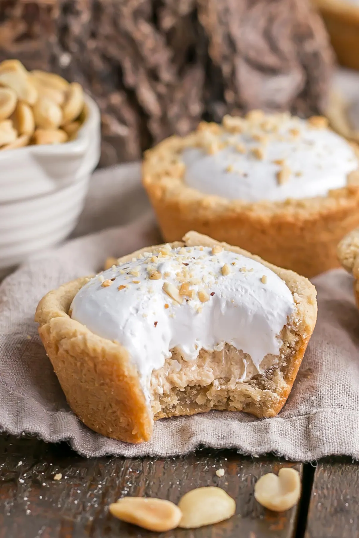 Peanut butter cookie cups with marshmallow fluff