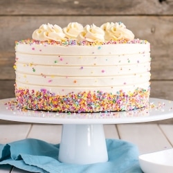 Vanilla Cake With Vanilla Buttercream Liv For Cake