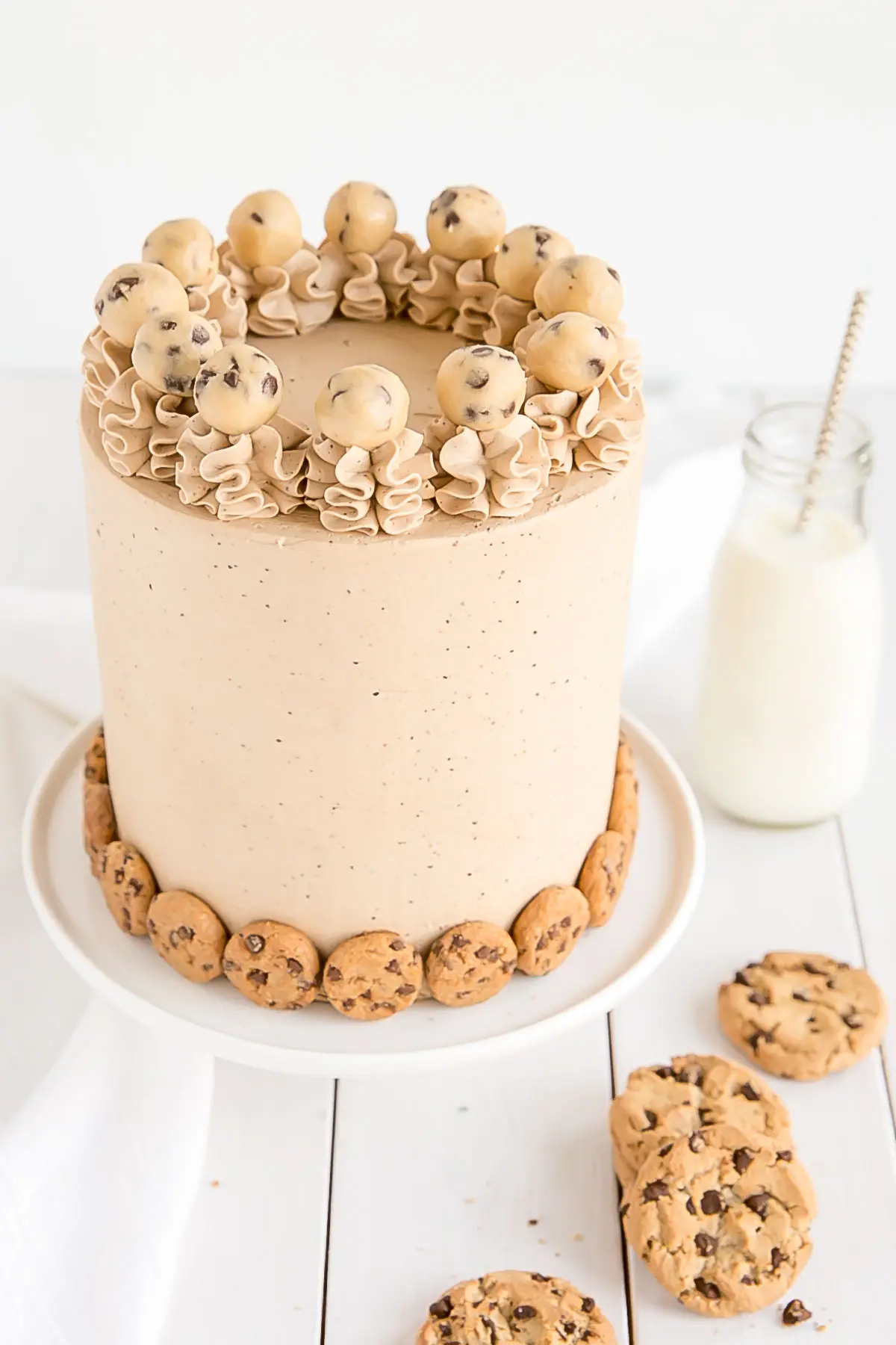 Milk and Cookies Cake Recipe - Sugar Spices Life