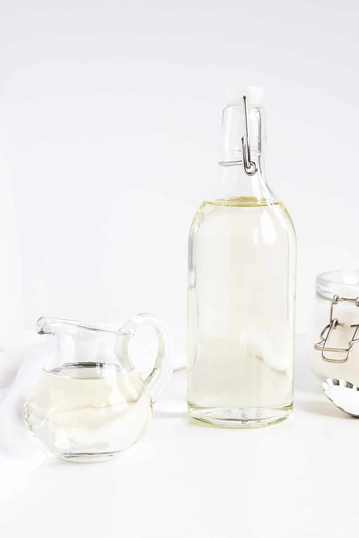 Recette facile pour faire du sirop simple chez soi.