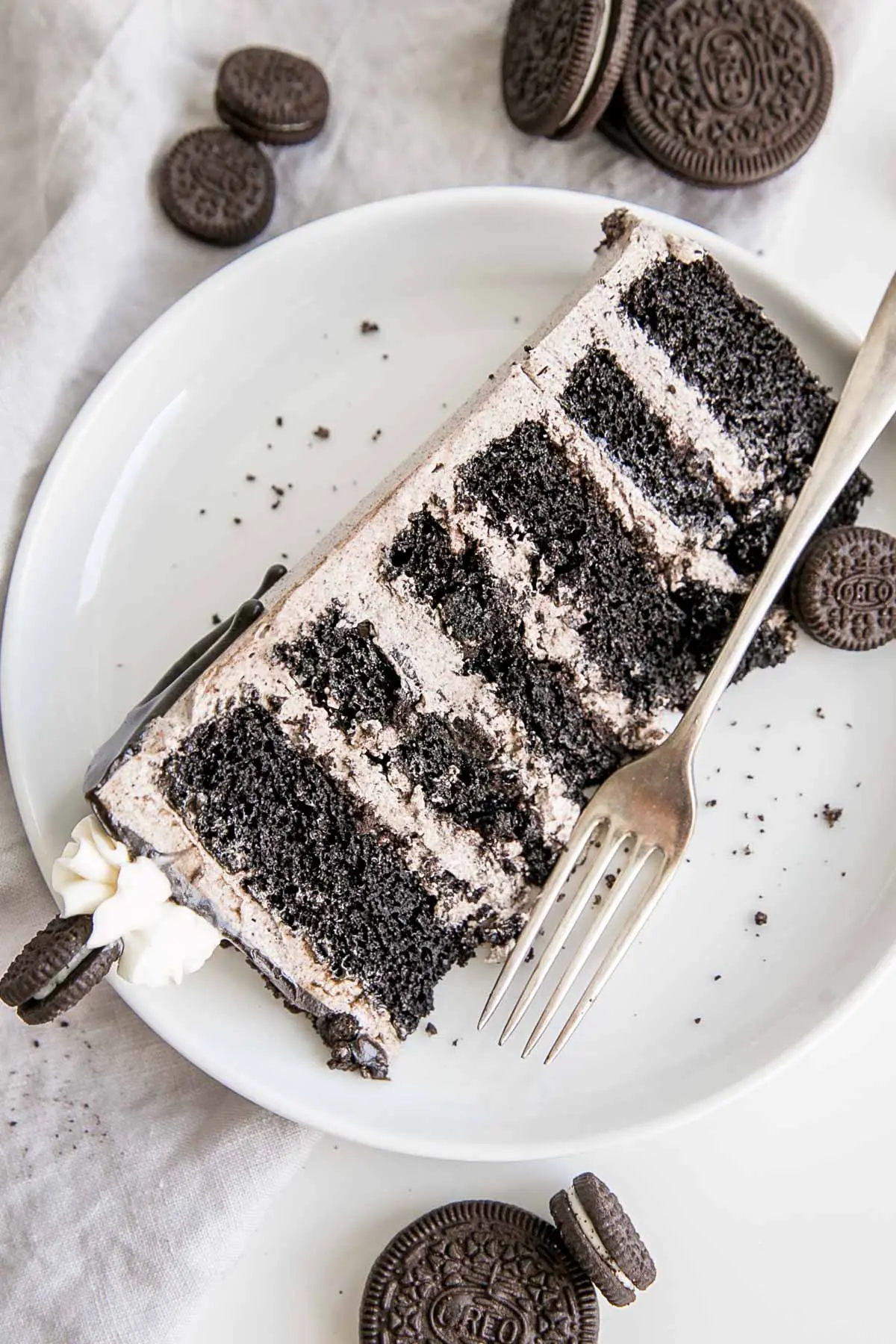 Cookies and Cream (Oreo) Cake - Leo tunapika?